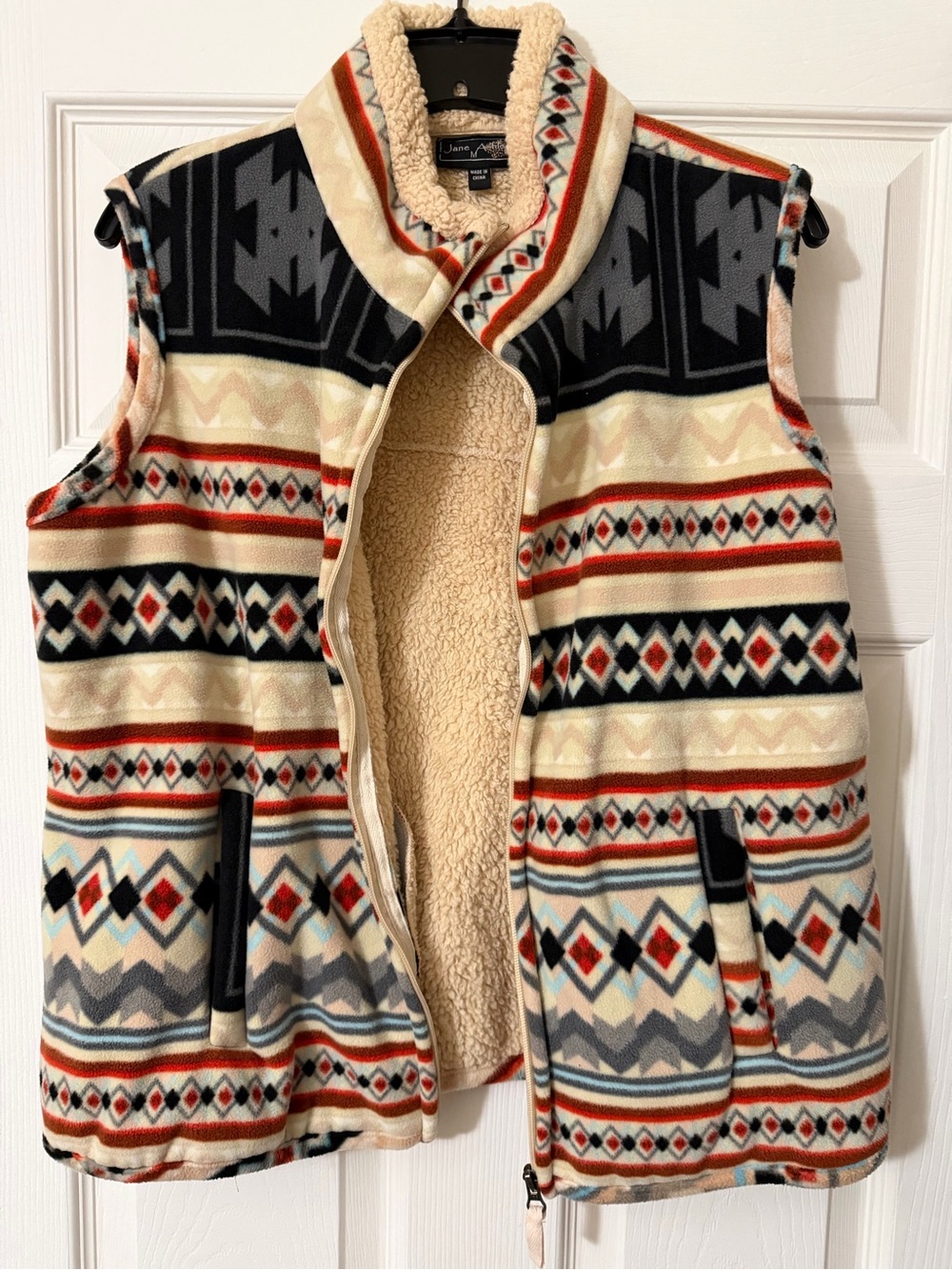 Jane Ashley Cream Sherpa-Lined Aztec Pattern Vest
